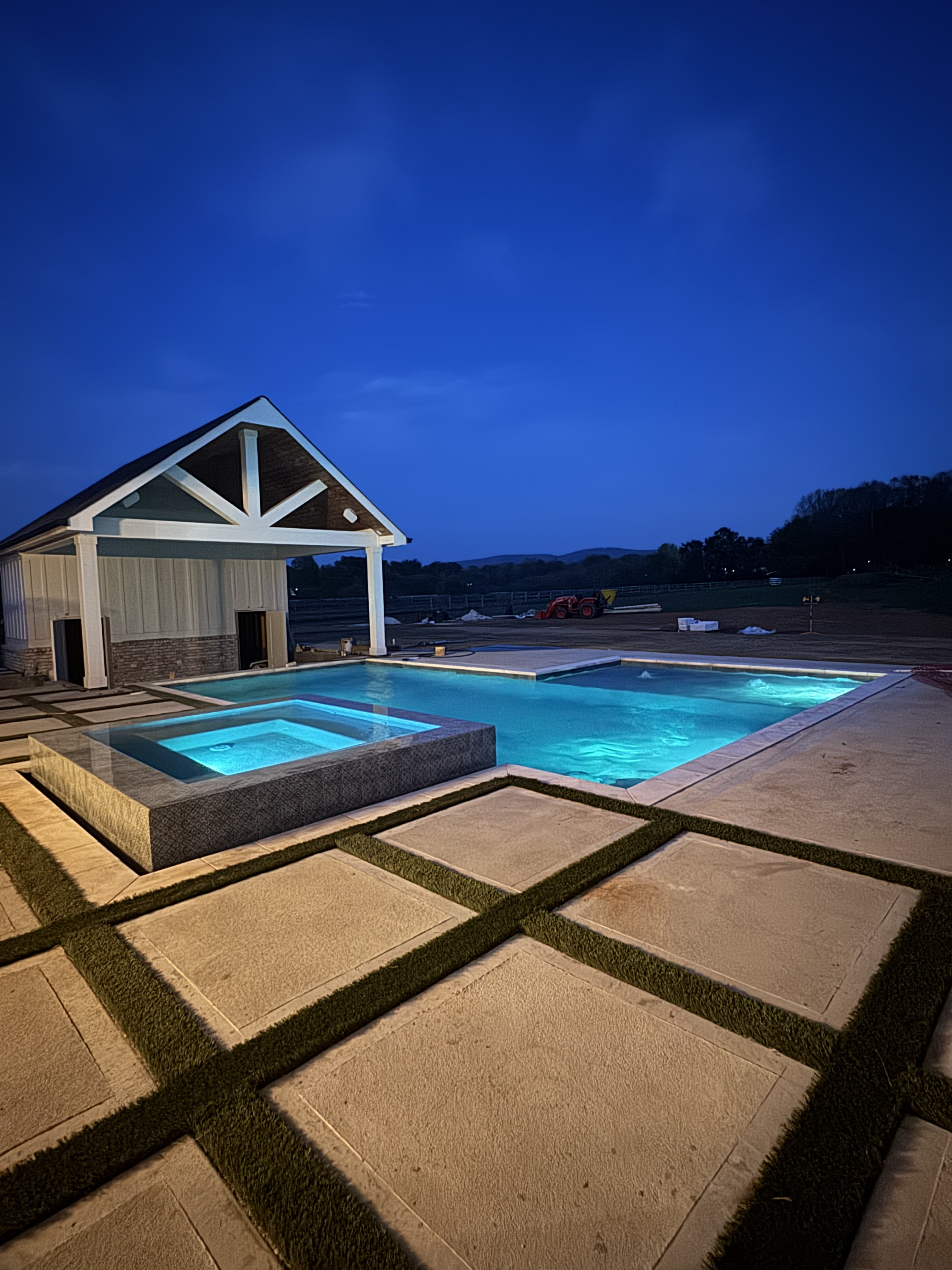 Custom pool with spa and deck — finished project
